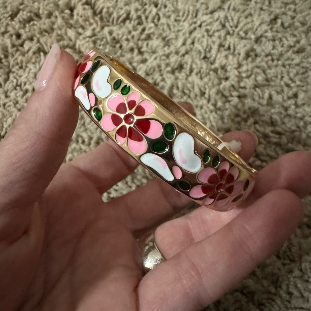 House of Harlow 1960 Pink, White & Green Floral Enamel Bangle - Picture 4 of 6